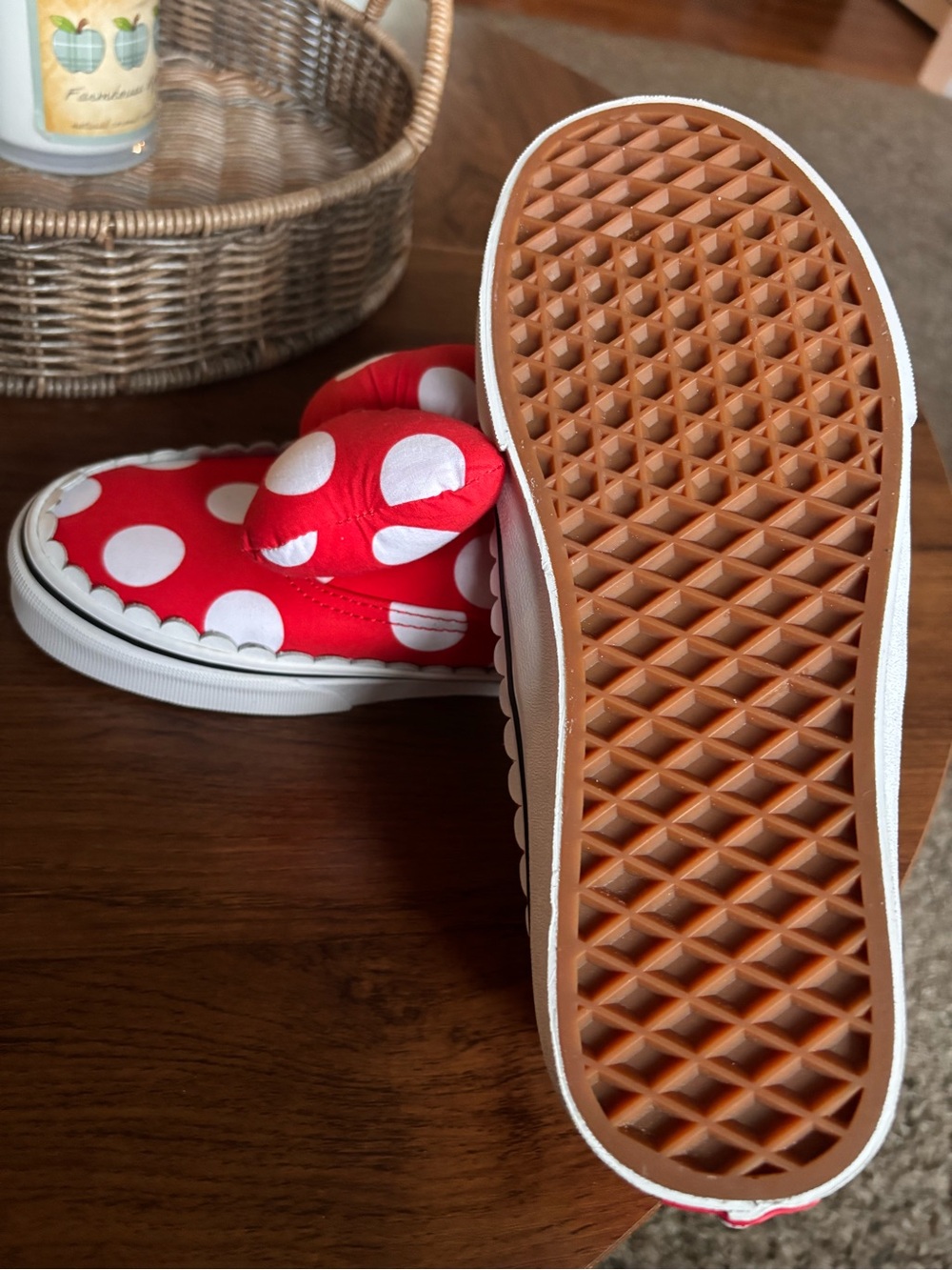Vans x Disney Minnie Mouse Red White Polka Dot Bow Slip On Sneakers Women’s 8 - Picture 5 of 5